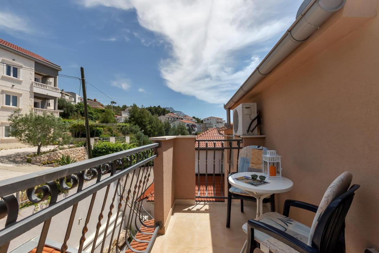 Apartments And Rooms With Parking Space Duce, Omis - 10303 Exteriör bild