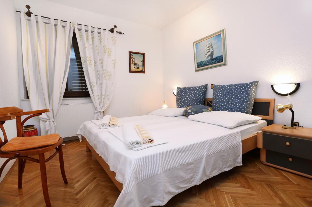 Apartments And Rooms With Parking Space Duce, Omis - 10303 Exteriör bild
