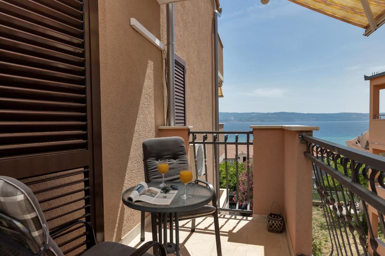 Apartments And Rooms With Parking Space Duce, Omis - 10303 Exteriör bild