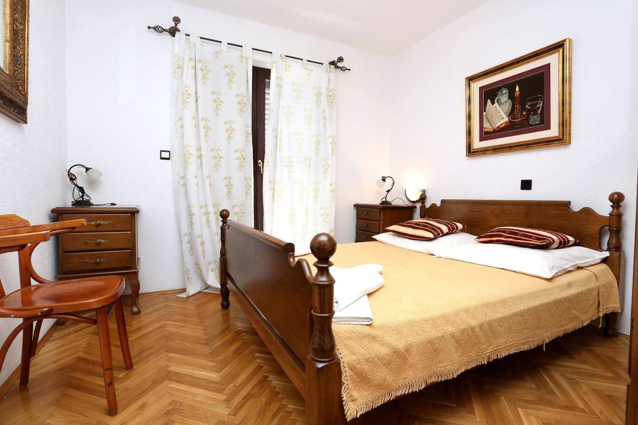 Apartments And Rooms With Parking Space Duce, Omis - 10303 Exteriör bild