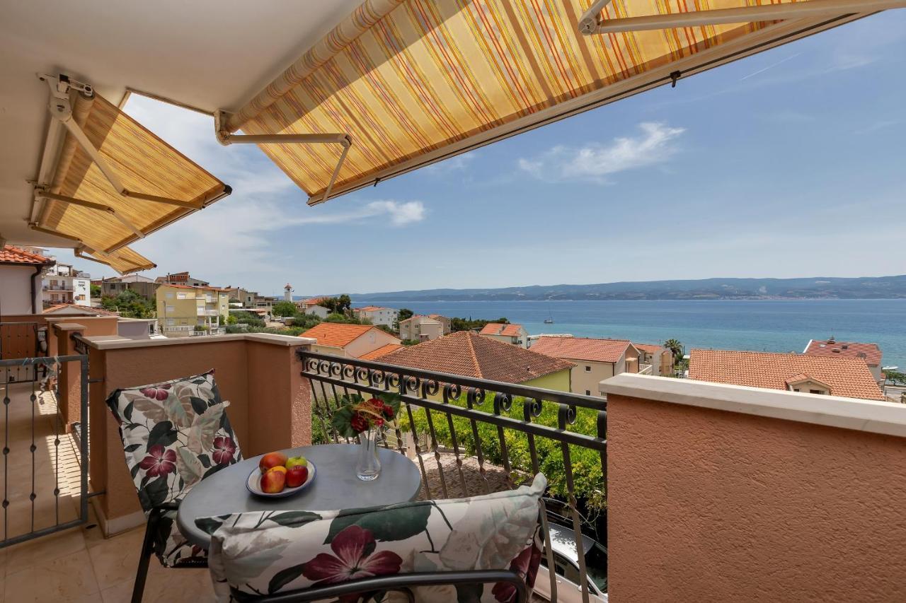 Apartments And Rooms With Parking Space Duce, Omis - 10303 Exteriör bild